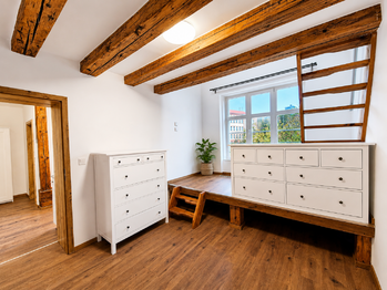 Pronájem bytu 1+1 v osobním vlastnictví 38 m², Praha 4 - Nusle