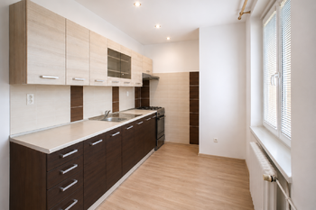 Byt 1+1| Denisa Sochová | +420 730 823 682 | denisa.sochova@re-max.cz - Pronájem bytu 1+1 v osobním vlastnictví 33 m², Karviná