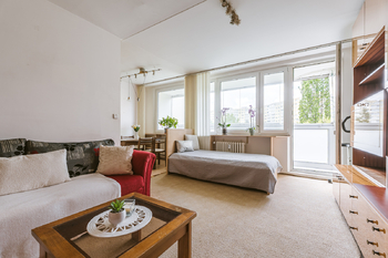 Prodej bytu 3+kk v osobním vlastnictví 70 m², Praha 5 - Stodůlky