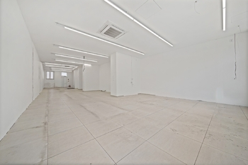 komerce - Prodej domu 340 m², Břeclav