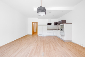 Prodej bytu 3+kk v osobním vlastnictví 75 m², Praha 8 - Libeň