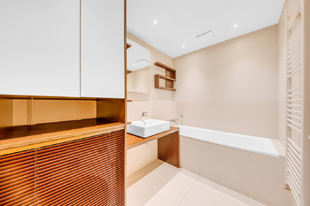Prodej bytu 3+kk v osobním vlastnictví 75 m², Praha 8 - Libeň