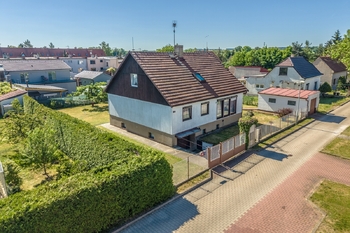 Prodej domu 180 m², Praha 5 - Sobín