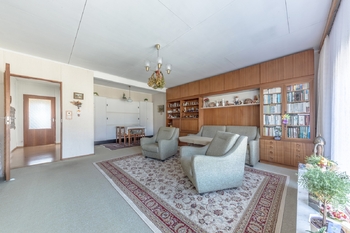 Prodej domu 180 m², Praha 5 - Sobín