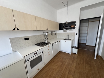 Pronájem bytu 2+kk v osobním vlastnictví 46 m², Praha 4 - Nusle