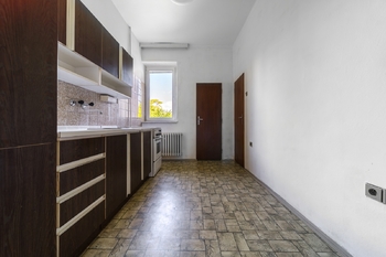 Kuchyně 1.NP - Prodej domu 244 m², Kroměříž