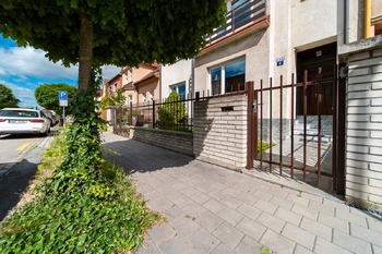 Pohled z ulice - Prodej domu 244 m², Kroměříž