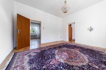 Pokoj 1.NP - Prodej domu 244 m², Kroměříž