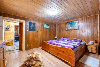 Uklizeno AI - Prodej domu 136 m², Hrubá Vrbka