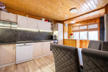 Uklizeno AI - Prodej domu 136 m², Hrubá Vrbka