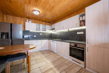 Uklizeno AI - Prodej domu 136 m², Hrubá Vrbka