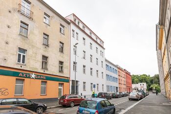 Prodej bytu 2+kk v osobním vlastnictví 42 m², Praha 8 - Libeň
