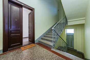 Prodej bytu 2+1 v osobním vlastnictví 90 m², Praha 3 - Vinohrady