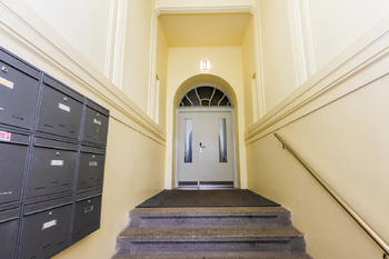 Prodej bytu 2+1 v osobním vlastnictví 90 m², Praha 3 - Vinohrady