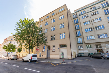 Prodej bytu 2+1 v osobním vlastnictví 90 m², Praha 3 - Vinohrady