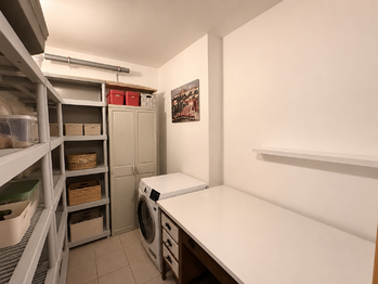 Pronájem bytu 3+kk v osobním vlastnictví 82 m², Praha 8 - Troja