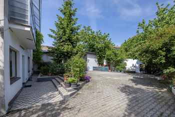 Prodej domu 316 m², Praha 9 - Horní Počernice