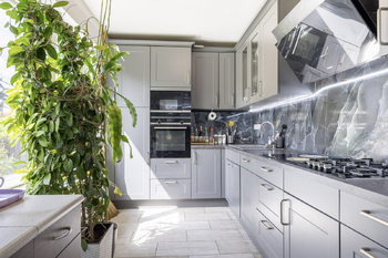 Prodej domu 316 m², Praha 9 - Horní Počernice