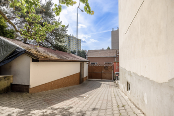 Prodej domu 316 m², Praha 9 - Horní Počernice