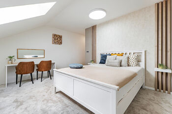 druhá ložnice v patře - Prodej domu 246 m², Babice