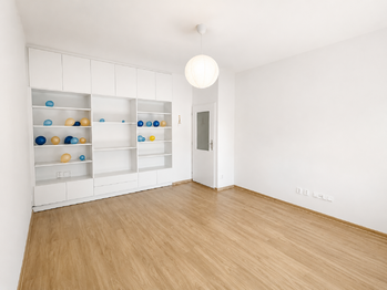 pokoj1 - Pronájem bytu 2+1 v osobním vlastnictví 49 m², Praha 6 - Bubeneč