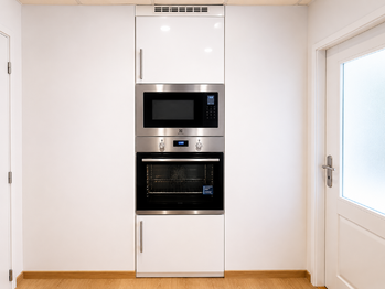 kuchyně spotřebiče - Pronájem bytu 2+1 v osobním vlastnictví 49 m², Praha 6 - Bubeneč