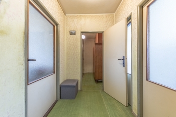 Zádveří a chodba - Prodej bytu 3+kk v osobním vlastnictví 52 m², Praha 9 - Střížkov