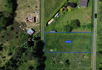 Prodej pozemku 800 m², Hukvaldy