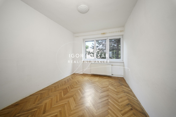 Prodej bytu 3+1 v osobním vlastnictví 74 m², Hustopeče