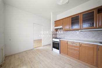 Prodej bytu 3+1 v osobním vlastnictví 74 m², Hustopeče