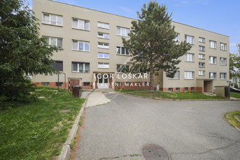 Prodej bytu 3+1 v osobním vlastnictví 74 m², Hustopeče