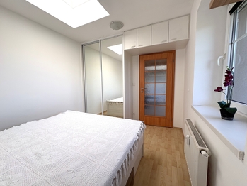 Pronájem bytu 2+kk v osobním vlastnictví 46 m², Praha 9 - Dolní Počernice