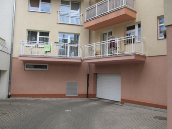 Pronájem garážového stání 15 m², Praha 6 - Suchdol