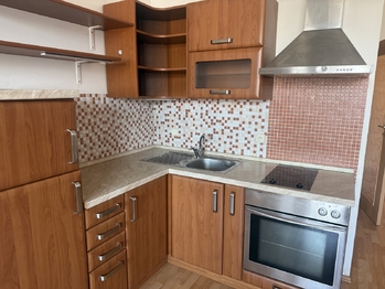 Kuchyňská linka - Pronájem bytu 1+kk v osobním vlastnictví 44 m², Praha 9 - Vysočany