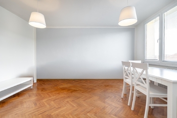 Obývací pokoj. - Pronájem bytu 2+kk v osobním vlastnictví 45 m², Jindřichův Hradec