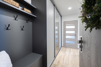 Chodba/předsíň. - Prodej bytu 3+1 v osobním vlastnictví 62 m², Jindřichův Hradec