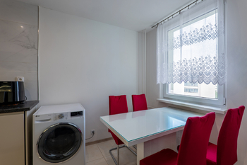 Prodej bytu 3+1 v osobním vlastnictví 73 m², Praha 4 - Chodov