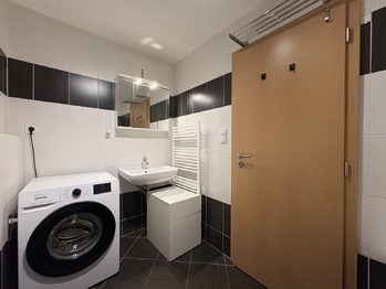 Prodej bytu 2+kk v osobním vlastnictví 59 m², Hostivice