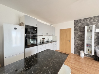 Prodej bytu 2+kk v osobním vlastnictví 59 m², Hostivice