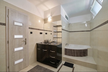 Prodej bytu 3+kk v osobním vlastnictví 63 m², České Budějovice