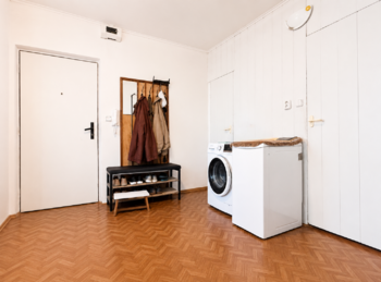 chodba - Prodej bytu 3+1 v družstevním vlastnictví 70 m², Osek
