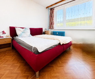 pokoj - Prodej bytu 3+1 v družstevním vlastnictví 70 m², Osek