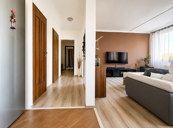 otevřený prostor CH + OP + K - Prodej bytu 3+1 v osobním vlastnictví 76 m², Úštěk