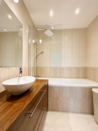 koupelna - Prodej bytu 3+1 v osobním vlastnictví 76 m², Úštěk