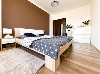 ložnice - Prodej bytu 3+1 v osobním vlastnictví 76 m², Úštěk