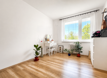 pokoj - Prodej bytu 3+1 v osobním vlastnictví 76 m², Úštěk