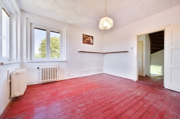 Prodej domu 220 m², Plesná