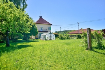 Prodej domu 220 m², Plesná