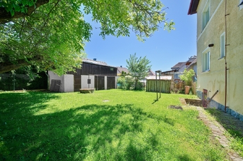 Prodej domu 220 m², Plesná