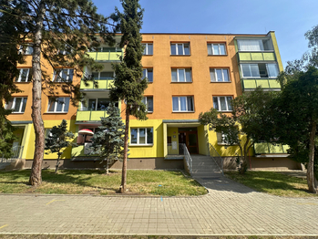 Prodej bytu 1+kk v družstevním vlastnictví 20 m², Postoloprty